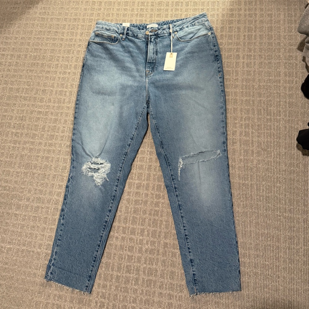 Good American Straight Leg Jeans